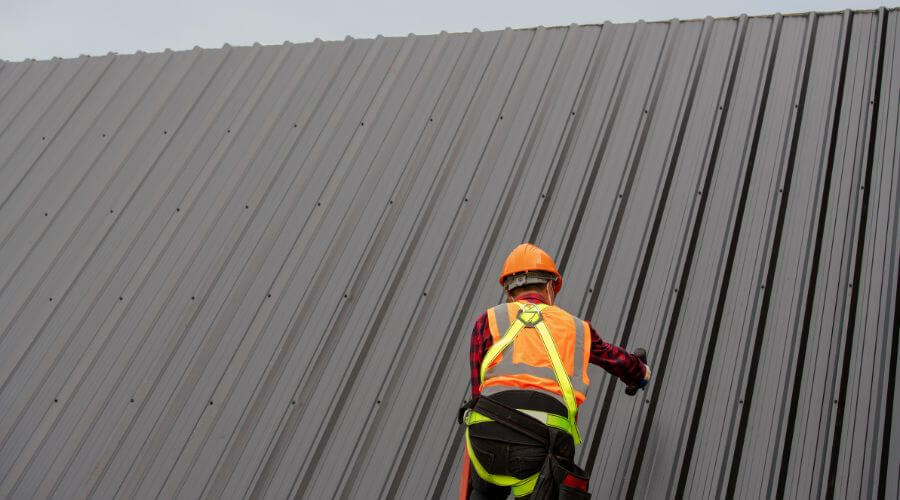 Professional metal roof installation services in Port Saint Lucie, FL